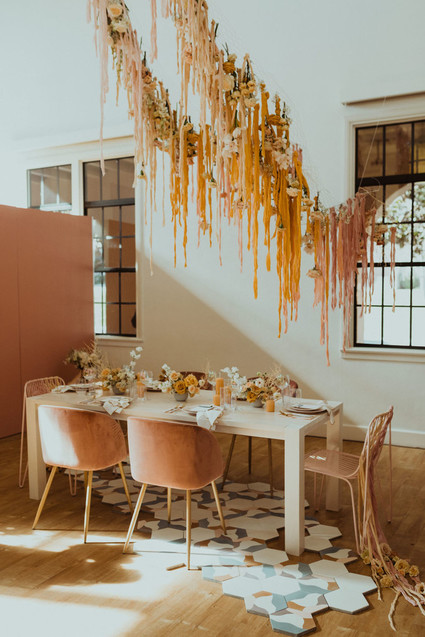 Modern wedding decor