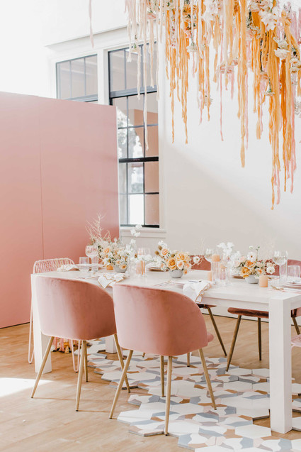 Modern wedding tablescape