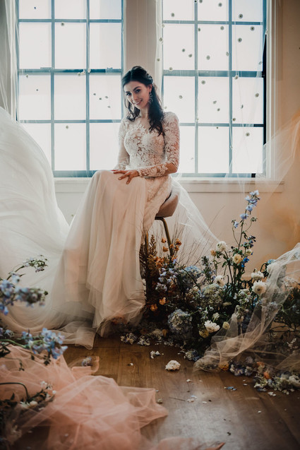 Modern bridal style