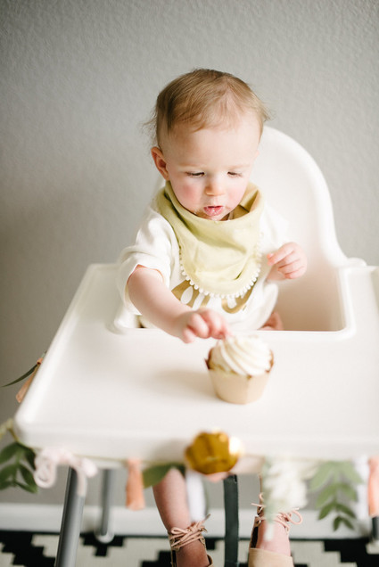 How to host and plan a sweet thoughtful pastel birthday party at home for twins