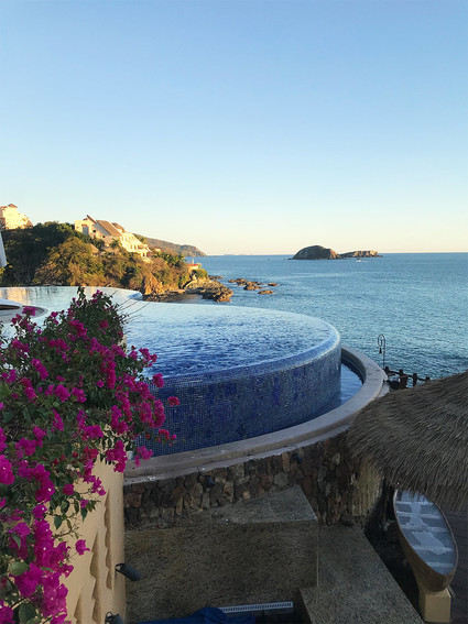 Girl's trip to Cala De Mar in Ixtapa, Mexico