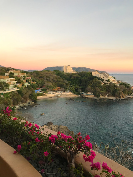 Girl's trip to Cala De Mar in Ixtapa, Mexico