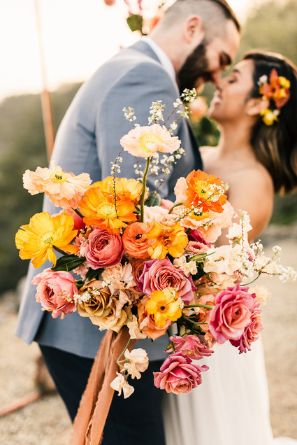 Colorful spring floral wedding in Southern California at Oakridge Farmhouse