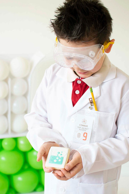 Modern mad scientist themed birthday party ideas Inspiration