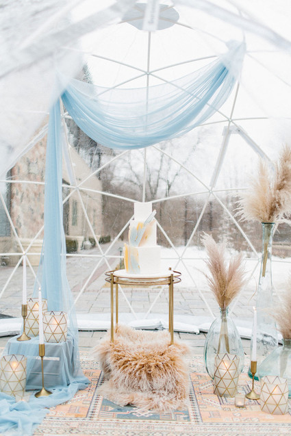 artful winter wedding cake