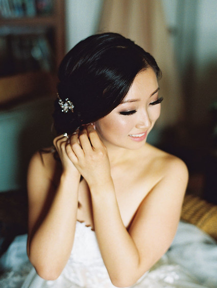 Romantic mauve Maui wedding with the most magical reception setting at Olowalu Plantation House