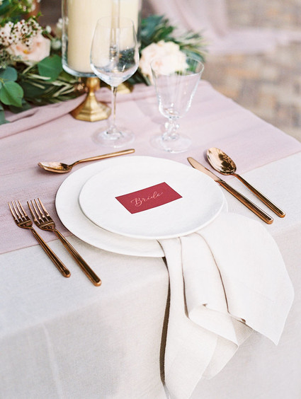 Romantic mauve Maui wedding with the most magical reception setting at Olowalu Plantation House