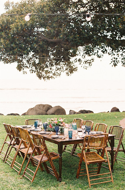 Tropical wedding in Maui at the Olowalu Plantation House