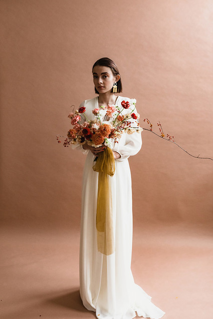 Modern mauve and yellow wedding palette and bridal inspo