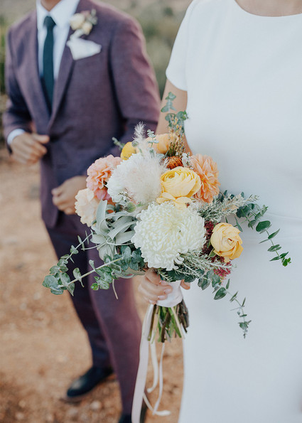 Folksy Joshua Tree wedding with the ultimate desert color palette
