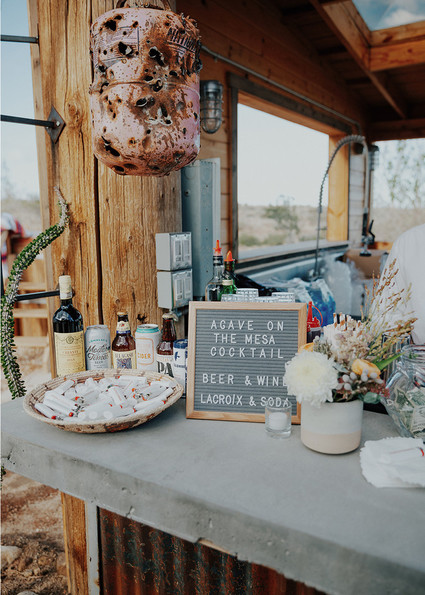 Folksy Joshua Tree wedding with the ultimate desert color palette