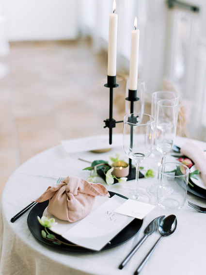 Black and white wedding ideas inspired by Greek Mythology