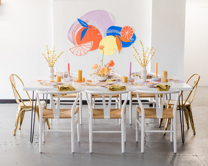 Modern spring tablescape ideas plus 3 spring cocktails