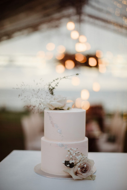 Tropical fall wedding in Thailand with rust and peachy accents