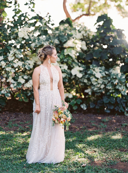 Romantic Hawaii wedding with an insanely cool dress, inspired by a Maui sunset