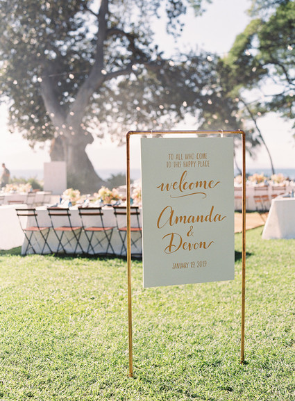 Romantic Hawaii wedding with an insanely cool dress, inspired by a Maui sunset