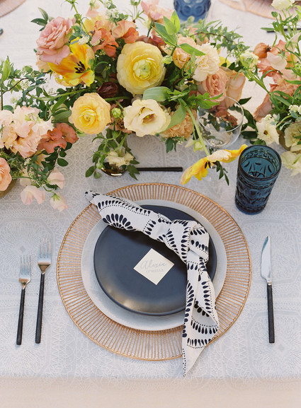 Romantic Hawaii wedding with an insanely cool dress, inspired by a Maui sunset