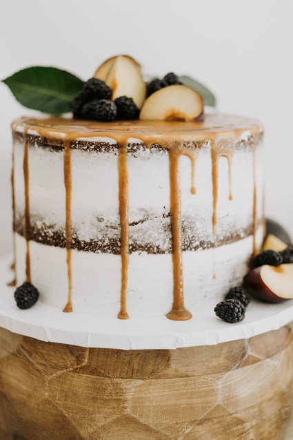 white drip cake
