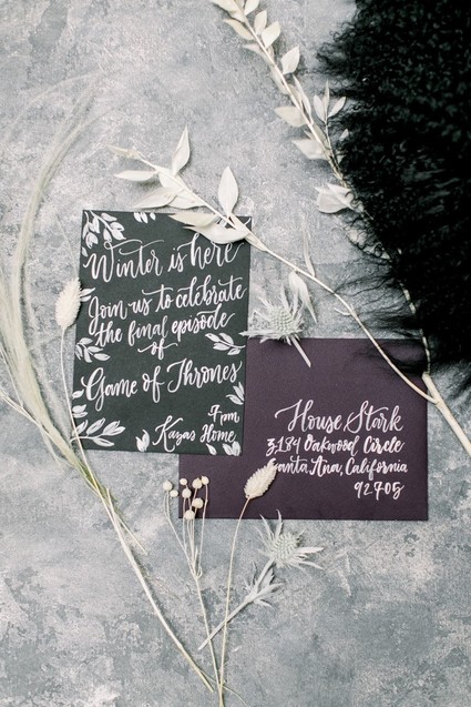 Game of Thrones wedding vibes in this darkly elegant dinner party