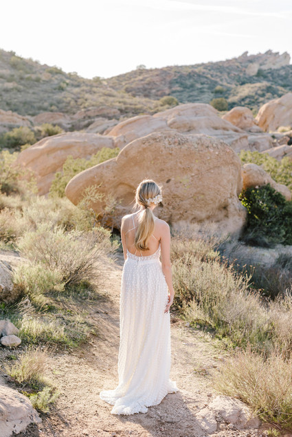 Boho bridal vibes at Vasquez Rocks