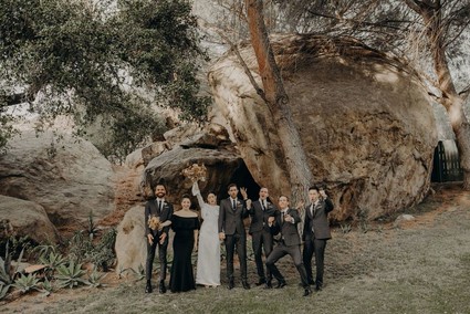 Minimal modern fall wedding at Hummingbird Nest Ranch with ALL dried flowers