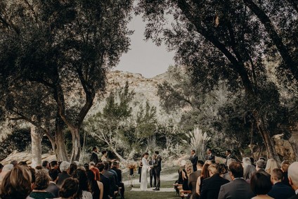 Minimal modern fall wedding at Hummingbird Nest Ranch with ALL dried flowers
