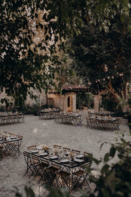 Minimal modern fall wedding at Hummingbird Nest Ranch with ALL dried flowers