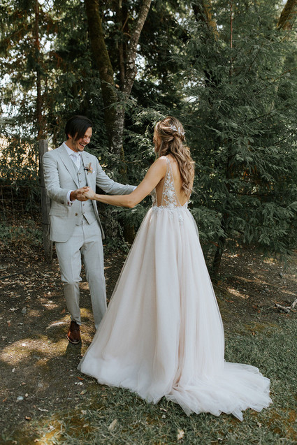 A rustic barn wedding at Red Barn Ranch inspired by berries and summer flowers