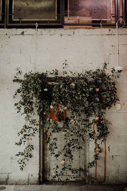 industrial modern wedding at the Museum of Contemporary Art Detroit