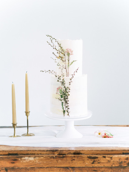 Organic natural wedding cake