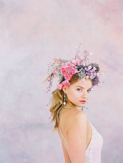 Floral bridal headpiece