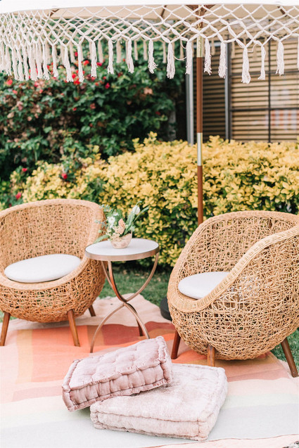 Summer lounge decor