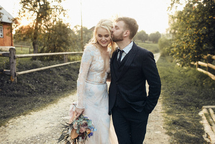 Rustic summer barn wedding