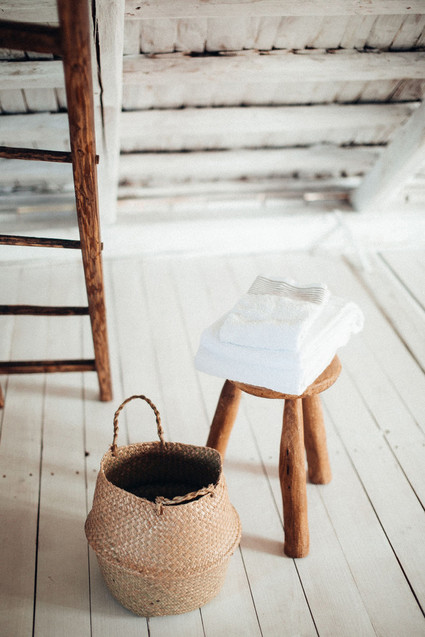 Rustic summer barn wedding