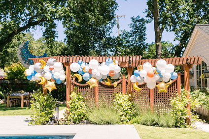 Balloon installation on fence Inspiration