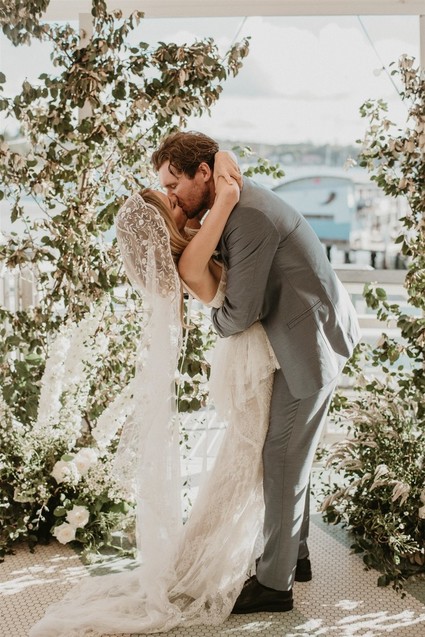 Cyd Morris of Stone Cold Fox wedding