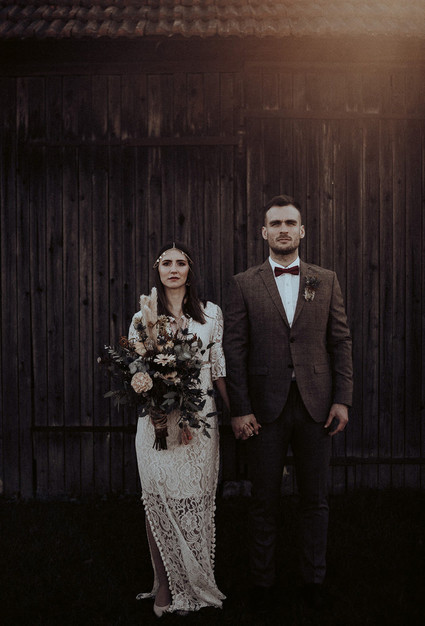 Boho fall barn wedding