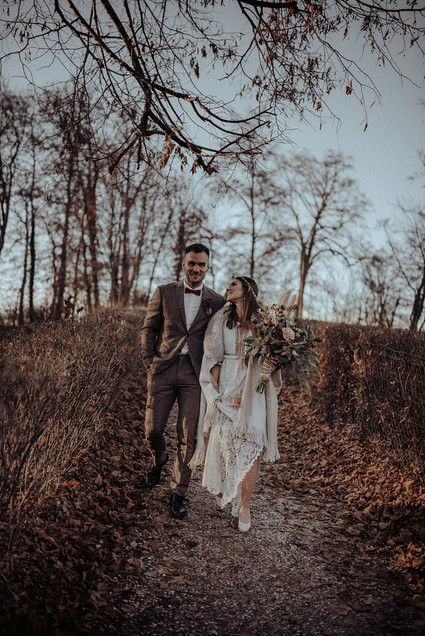 Fall bride and groom