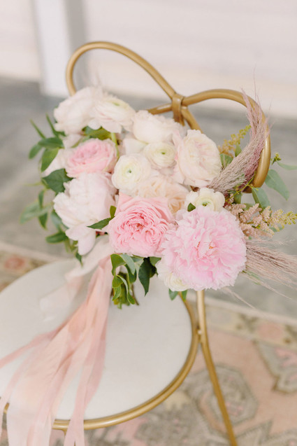 Blush bridal bouquet