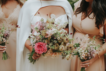 Moodern pink bridal bouquet