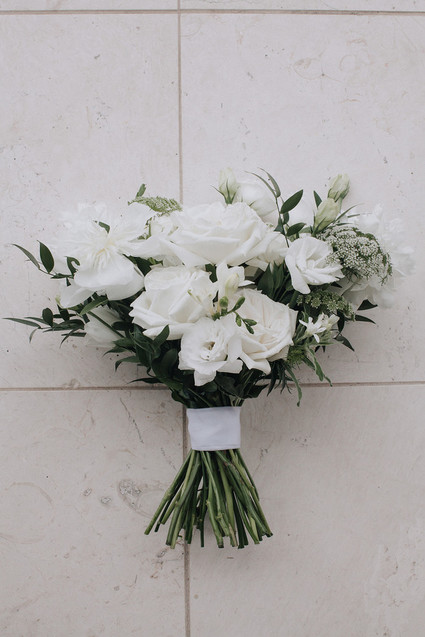 White bridal bouquet
