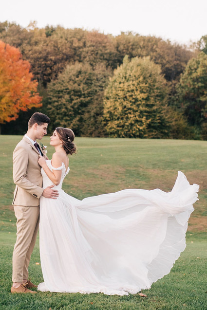 Soft, romantic watercolor inspired fall wedding ideas