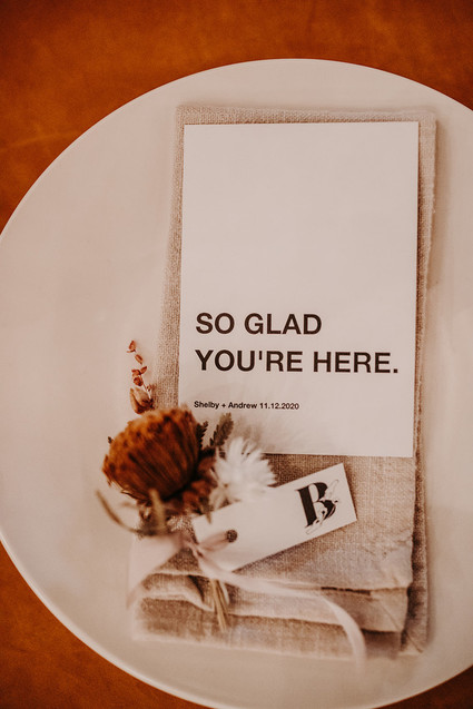 Modern place setting idea