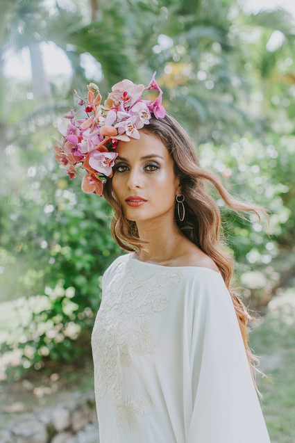 Tropical bridal headpiece with orchids