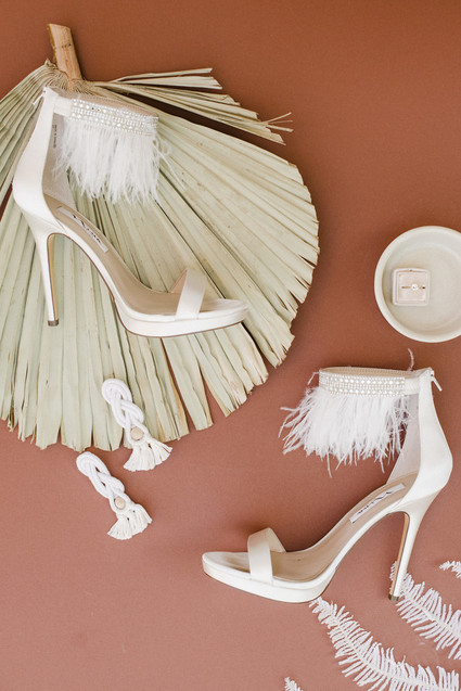 Fringe bridal shoes