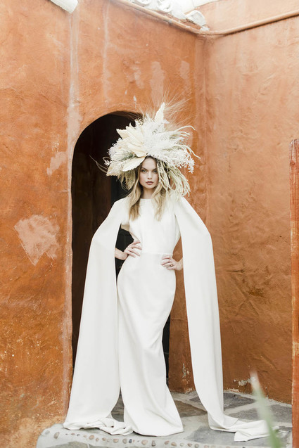 Dramatic bridal headpiece