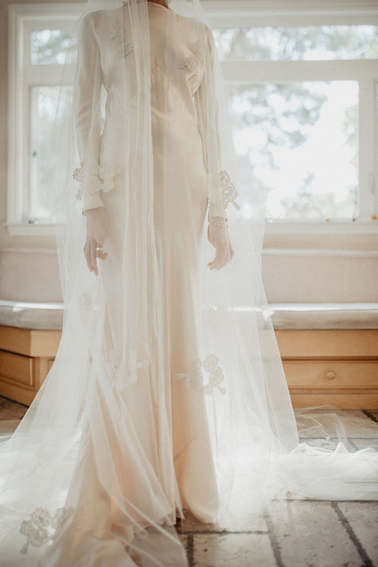Vintage wedding dress
