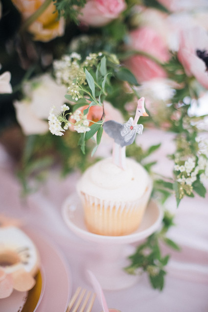 bird cupcake topper