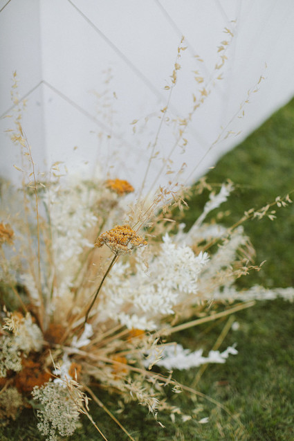 summer flowers for wedding