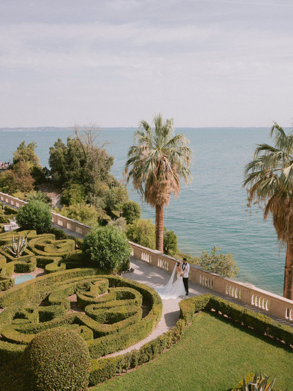 destination wedding at Isola del Garda in Italy